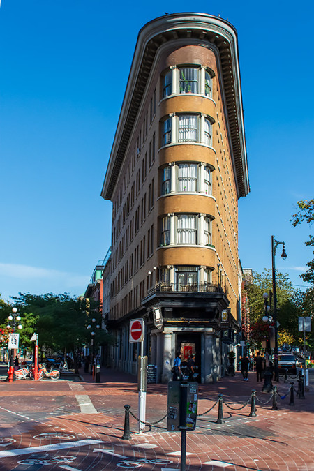 Vancouver Flatiron 250922-8402