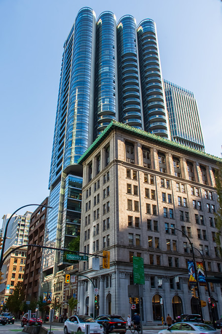 Higher and Higher in Vancouver 250922-8554